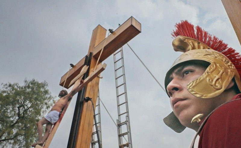 Photo of Autoriza Salud Vía Crucis en Semana Santa