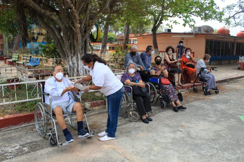 Photo of Destaca apoyo de DIF Madero durante jornada de vacunación