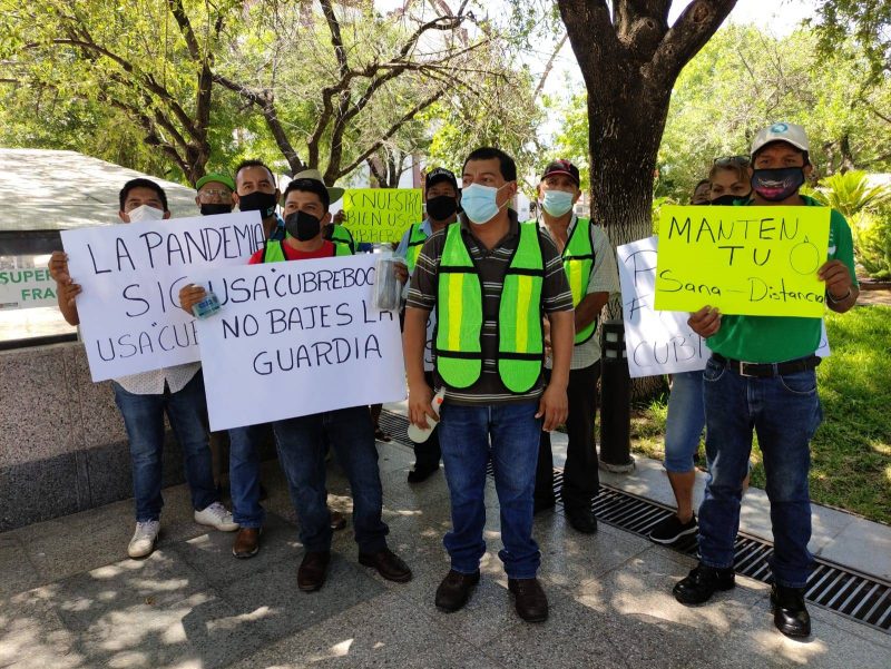 Photo of Comerciantes suplican a ciudadanos: “no bajen la guardia”