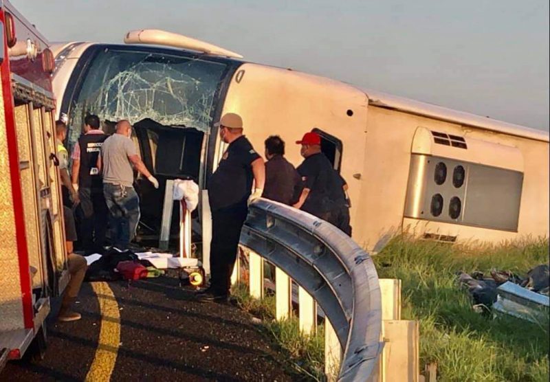 Photo of Descartan persecución de delincuentes en accidente de autobús