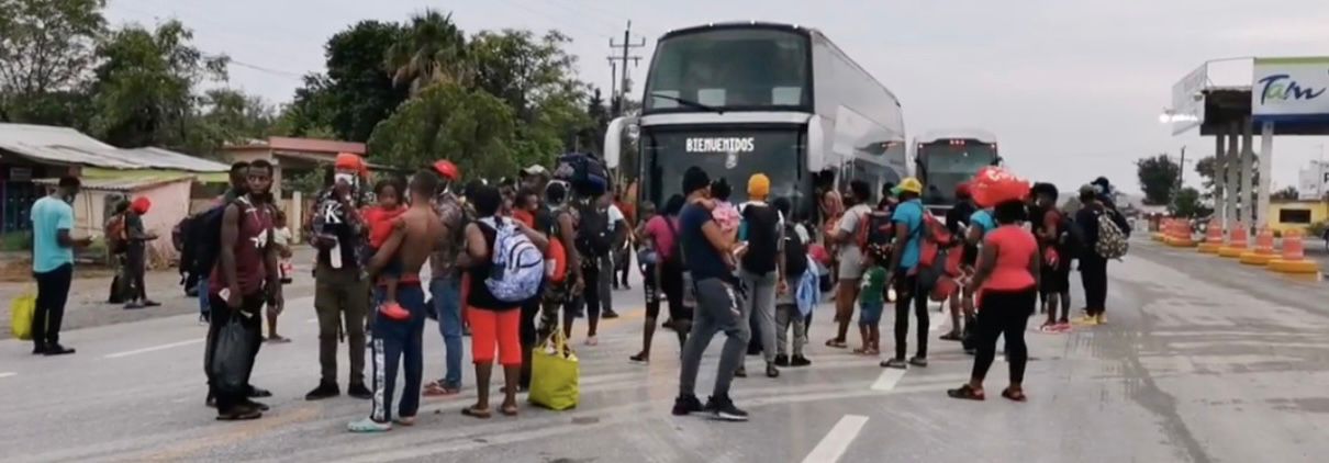 Photo of No permiten a migrantes haitianos seguir a Reynosa en autobús