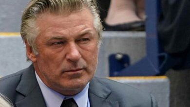 Photo of Esto es lo que se sabe del accidente en el que Alec Baldwin mató a directora de fotografía