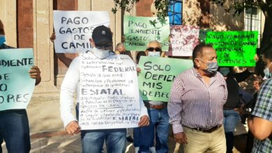 Photo of Ahora trabajadores de Vectores protestan contra Salud, les adeudan 3 mdp
