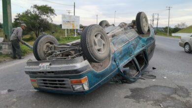 Photo of Ebrio conductor causa choque con volcadura