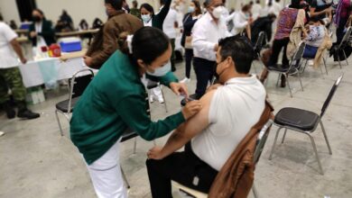 Photo of Inicia vacunación anti COVID-19 a maestros