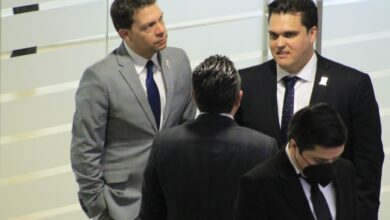Photo of Diputados discuten por tema de seguridad