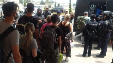 Photo of Rescatan a más de 100 migrantes de hotel en Ixtapaluca