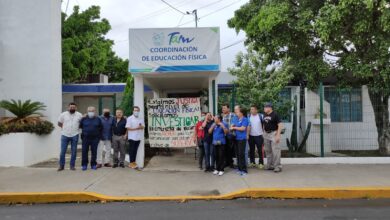 Photo of Protestan maestros por destitución de Educación Física