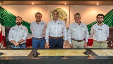 Photo of Coordinan Adrián Oseguera y Petróleos Mexicanos acciones a favor de la salud maderense
