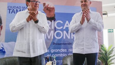 Photo of Reconoce senador Ricardo Monreal liderazgo de Adrián Oseguera