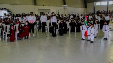 Photo of Se gradúan más de 300 estudiantes de los CAIC’S DIF Madero