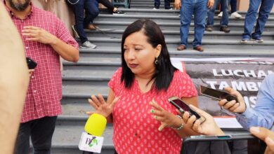 Photo of Maestros en plantón advierten que ellos no solicitan dinero