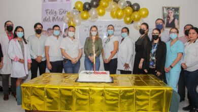 Photo of Presidenta del DIF Madero reconoce a los médicos en su día