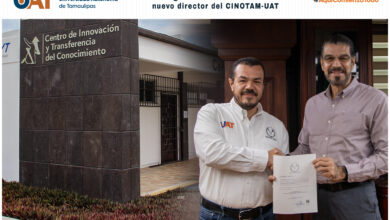 Photo of Rector entrega nombramiento al nuevo director del CINOTAM-UAT