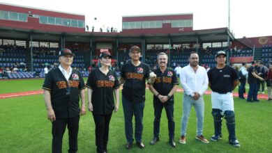 Photo of Lanza Américo primera bola en partido de la Liga Mexicana de Beisbol