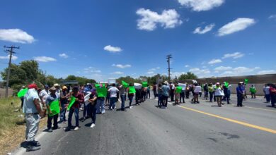 Photo of Manifestantes bloquean la Victoria-Matamoros, piden salida de Marinos