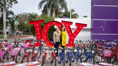 Photo of Entrega UAT bicicletas y herramientas de trabajo al DIF Tamaulipas