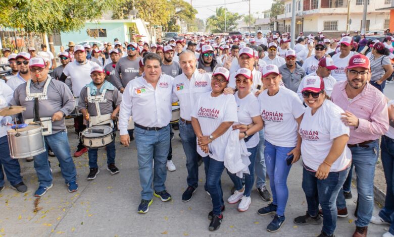 El candidato al Senado, Adrián Oseguera visitó La Borreguera en Tampico