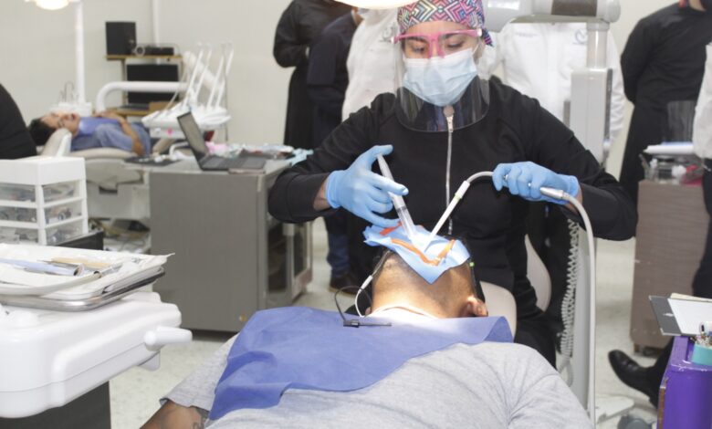 Durante el último año en la Facultad de Odontología se ofrecieron 9 mil servicios dentales.