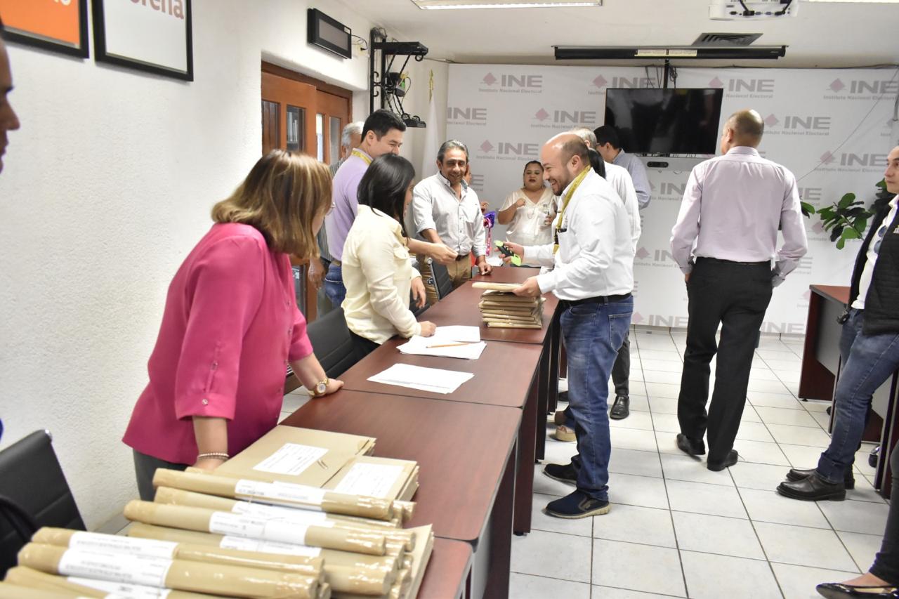 El Ietam y el INE recibieron el material para el voto anticipado.