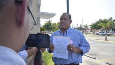 Photo of Denuncia Oscar Almaraz uso político de la UIFE