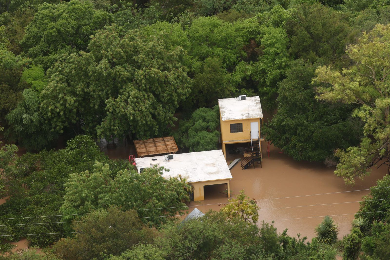 En el ejido Miraflores y aledaños en Güémez se llevó a cabo la evacuación de las familias.