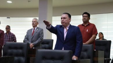 Photo of Gerardo Peña rinde protesta como diputado