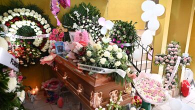 Photo of Dan último adiós a Lidia Iris, menor muerta en fuego cruzado
