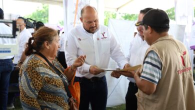 Photo of Acercaron servicios y asesorías gratuitas en la brigada “Transformando Familias”