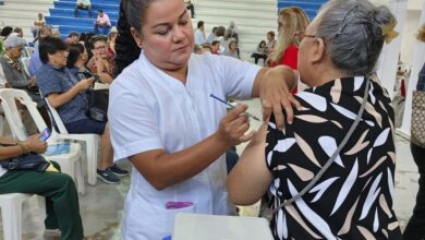 Photo of Exhorta Salud a la población a vacunarse contra influenza, covid y neumococo