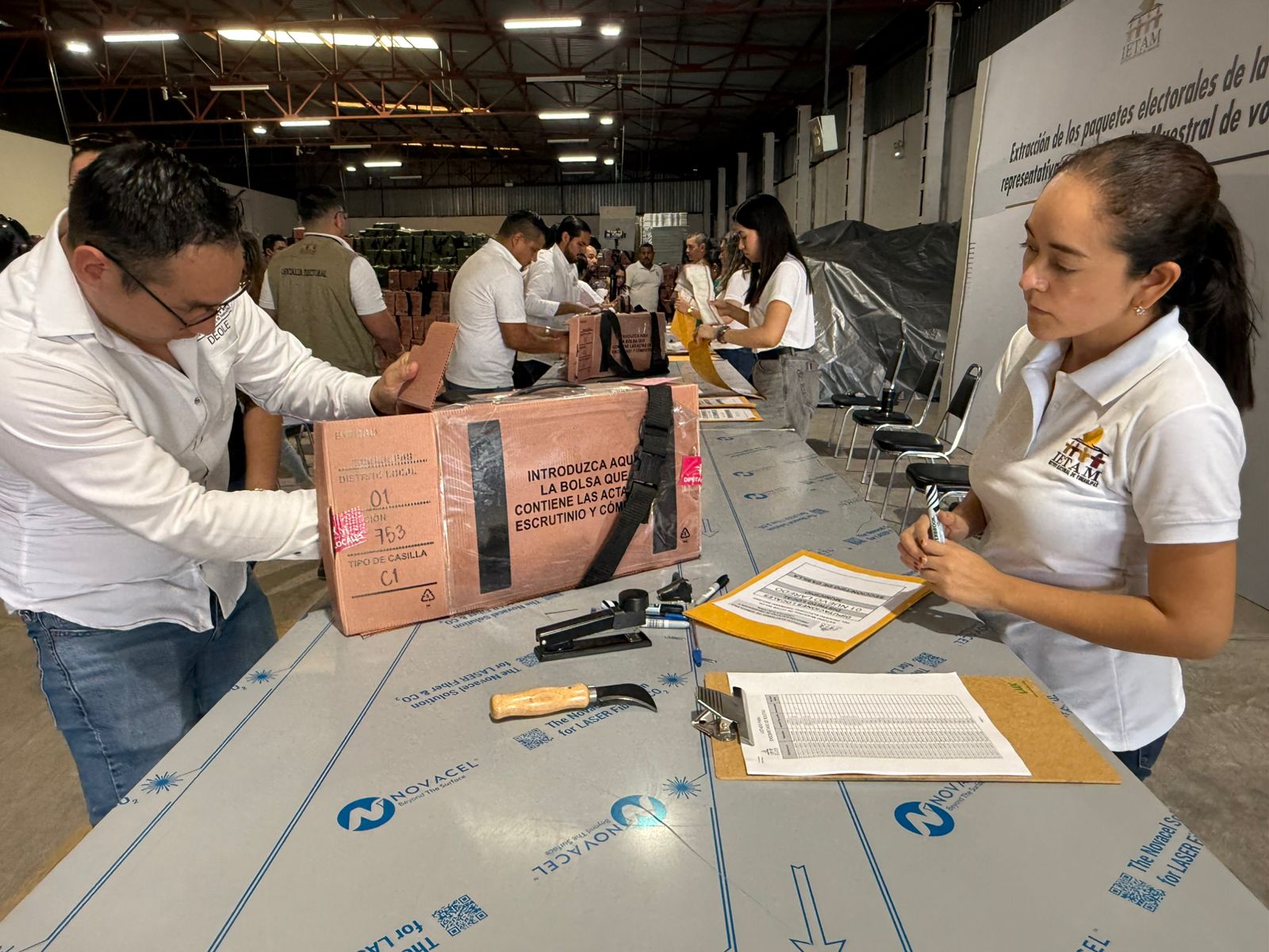 Los representantes de partidos políticos no acudieron a la apertura de paquetes electorales.