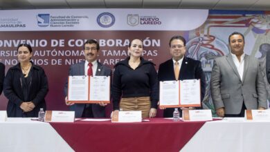 Photo of UAT y Notarios de Nuevo Laredo firman convenio