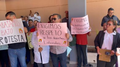 Photo of Sin agua ni insumos médicos en el Hospital Regional, protestan trabajadores