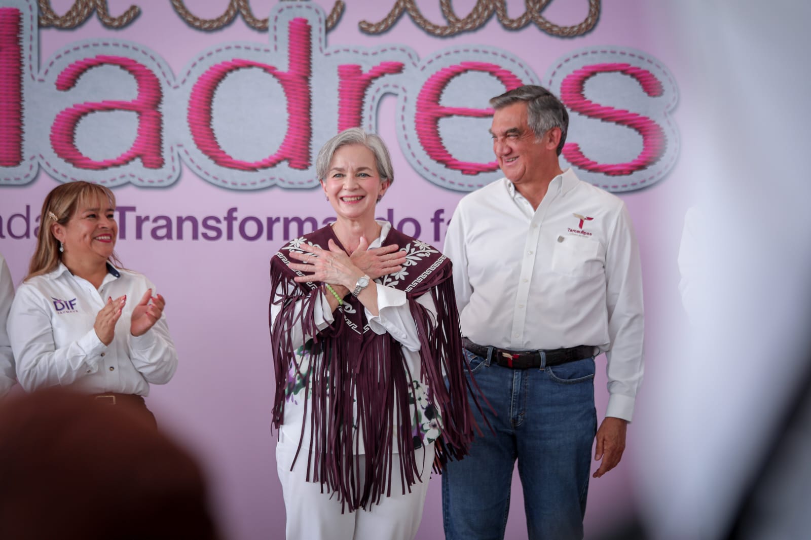 El Gobernador Américo Villarreal Anaya, y la presidenta del DIF Tamaulipas, María de Villarreal, pusieron en marcha la "Ruta del Apapacho".