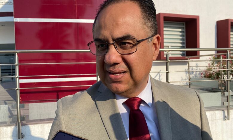 Igor Crespo Solís, Subsecretario de Educación Media Superior.