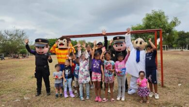Photo of Niños y niñas de comunidad rural conviven con la Guardia Estatal de Género