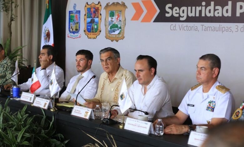 Los gobernadores de Tamaulipas, Américo Villarreal Anaya; Nuevo León, Samuel García Sepúlveda y Coahuila, Manolo Jiménez Salinas, acordaron reforzar la seguridad con capacidad operativa, equipamiento e inteligencia para el combate a la delincuencia.