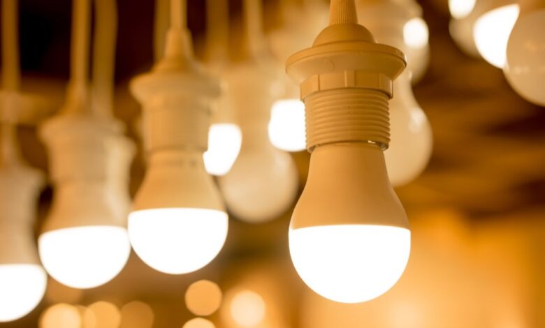 En los hogares aún persiste el desperdicio energético lo que incrementa el pago de energía en el país.