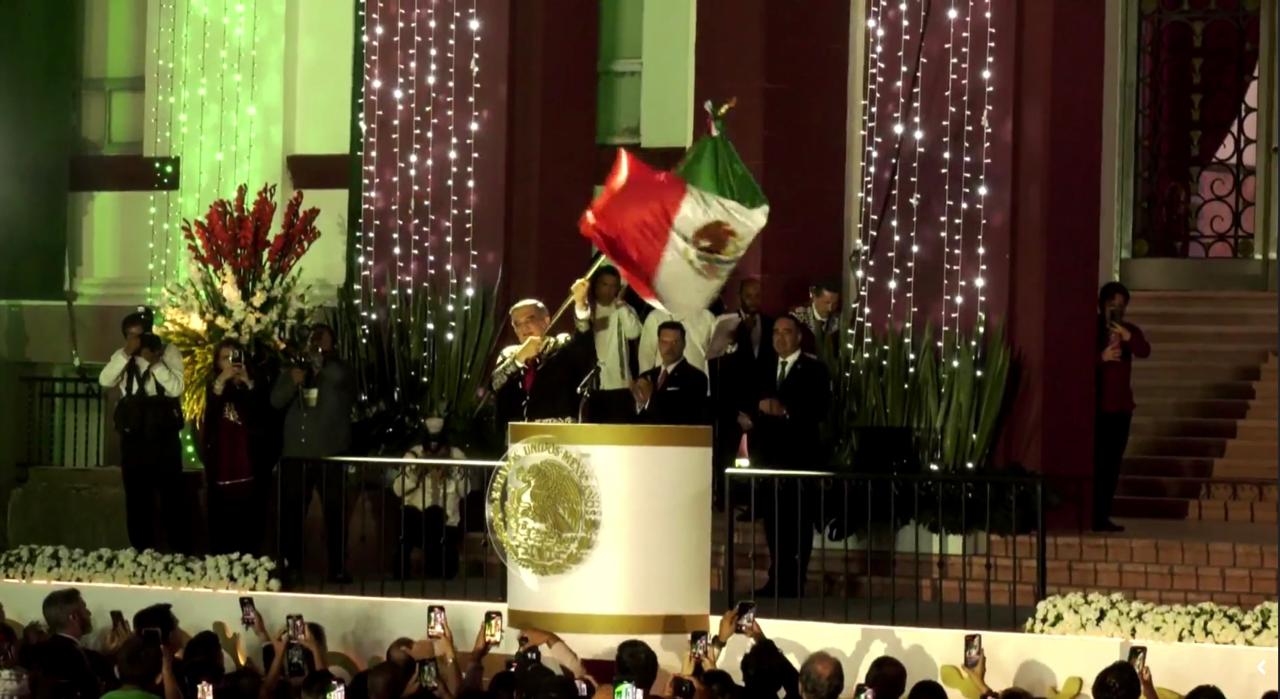 Américo Villarreal vitoreó a los héroes que nos dieron patria y libertad; incluyendo en su arenga vivas a la honestidad y la justicia.