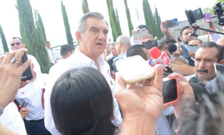 El Gobernador Américo Villarreal Anaya informó envió el helicóptero de Protección Civil de Tamaulipas a Veracruz para apoyar a los damnificados por las lluvias.