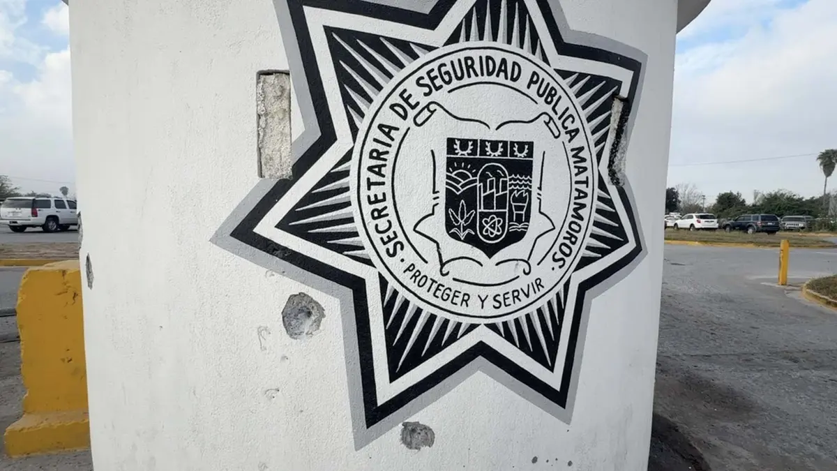 Los disparos alcanzaron la torre de la Secretaría de Tránsito y Seguridad Pública municipal.