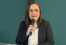 Photo of Relevo en la Secretaría de Salud, llega la Doctora Adriana Hernández