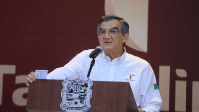 Photo of Américo muestra visa norteamericana y rechaza investigación en EU