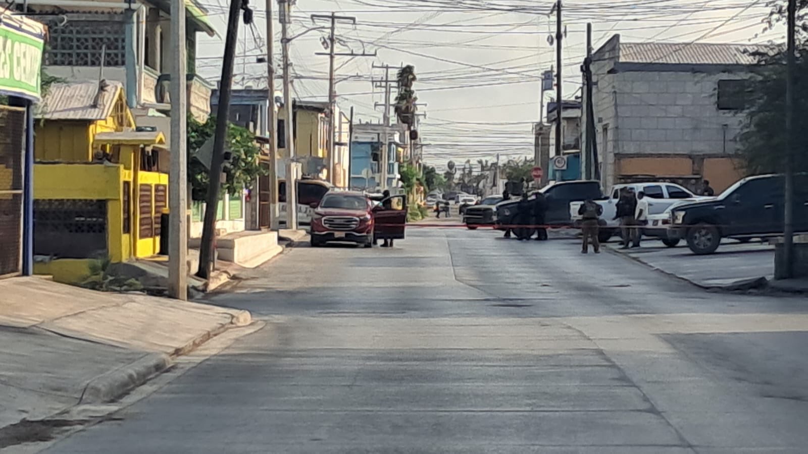 En el ataque falleció una mujer y sus dos hijas, mientras su yerno resultó lesionado.