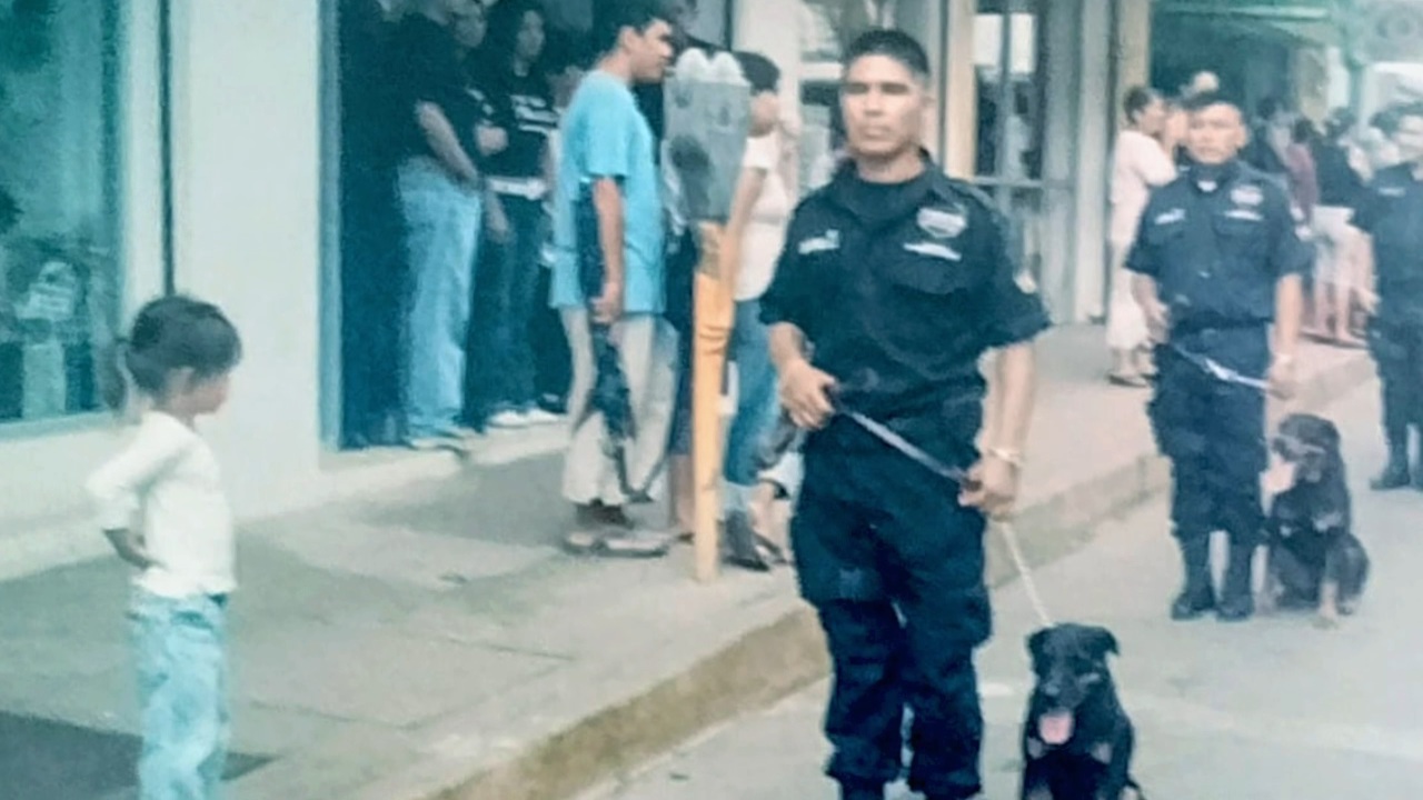 padre policía