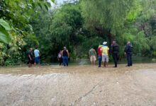 Photo of Rescatan a personas atrapadas en el río de ciudad Victoria