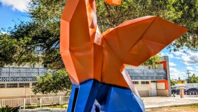 Photo of UAT devela escultura monumental en Nuevo Laredo